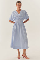 Exquise-Beli Büzgülü V Yaka Yarasa Kol Midi Elbise-Elbise-1-Milagron.com