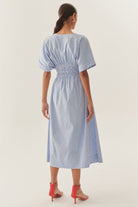 Exquise-Beli Büzgülü V Yaka Yarasa Kol Midi Elbise-Elbise-4-Milagron.com