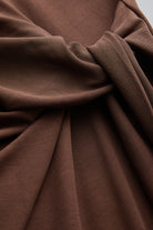 Exquise-Beli Kuşaklı Vücuda Oturan Kahverengi Modal Karışımlı Midi örme Elbise-ELBİSE-7-Milagron.com