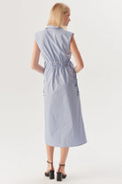 Exquise-Beli Lastikli Bağcık Detaylı Mavi Çizgili Pamuklu Midi Gömlek Elbise-Elbise-4-Milagron.com
