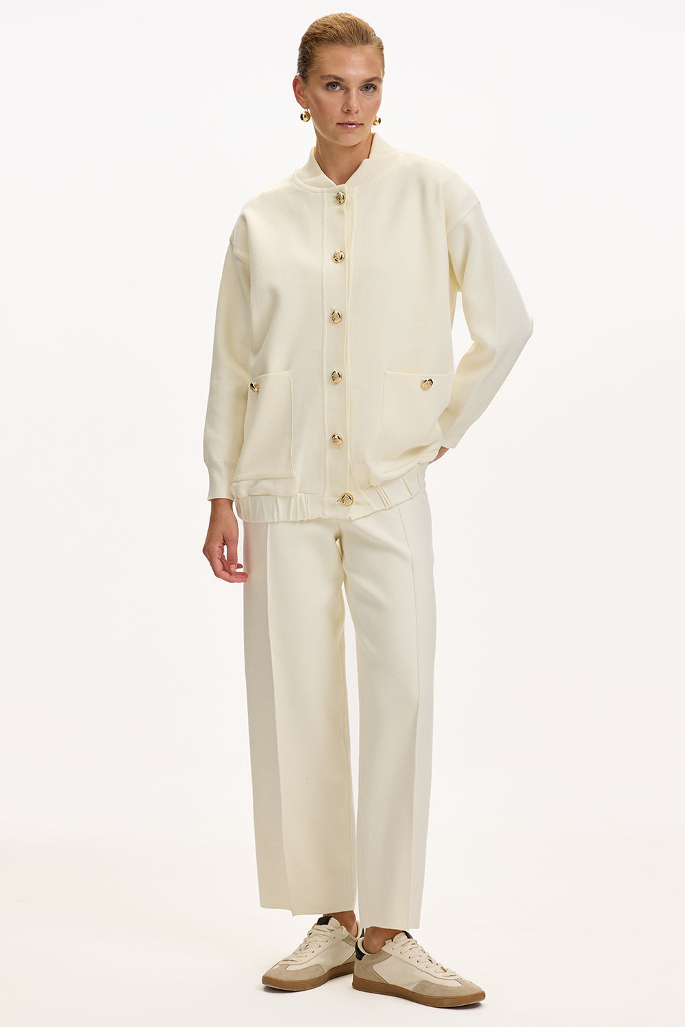 Exquise-Bisiket Yaka Cepli Gold Düğmeli Oversize Ekru Tirko Hırka-HIRKA-10-Milagron.com