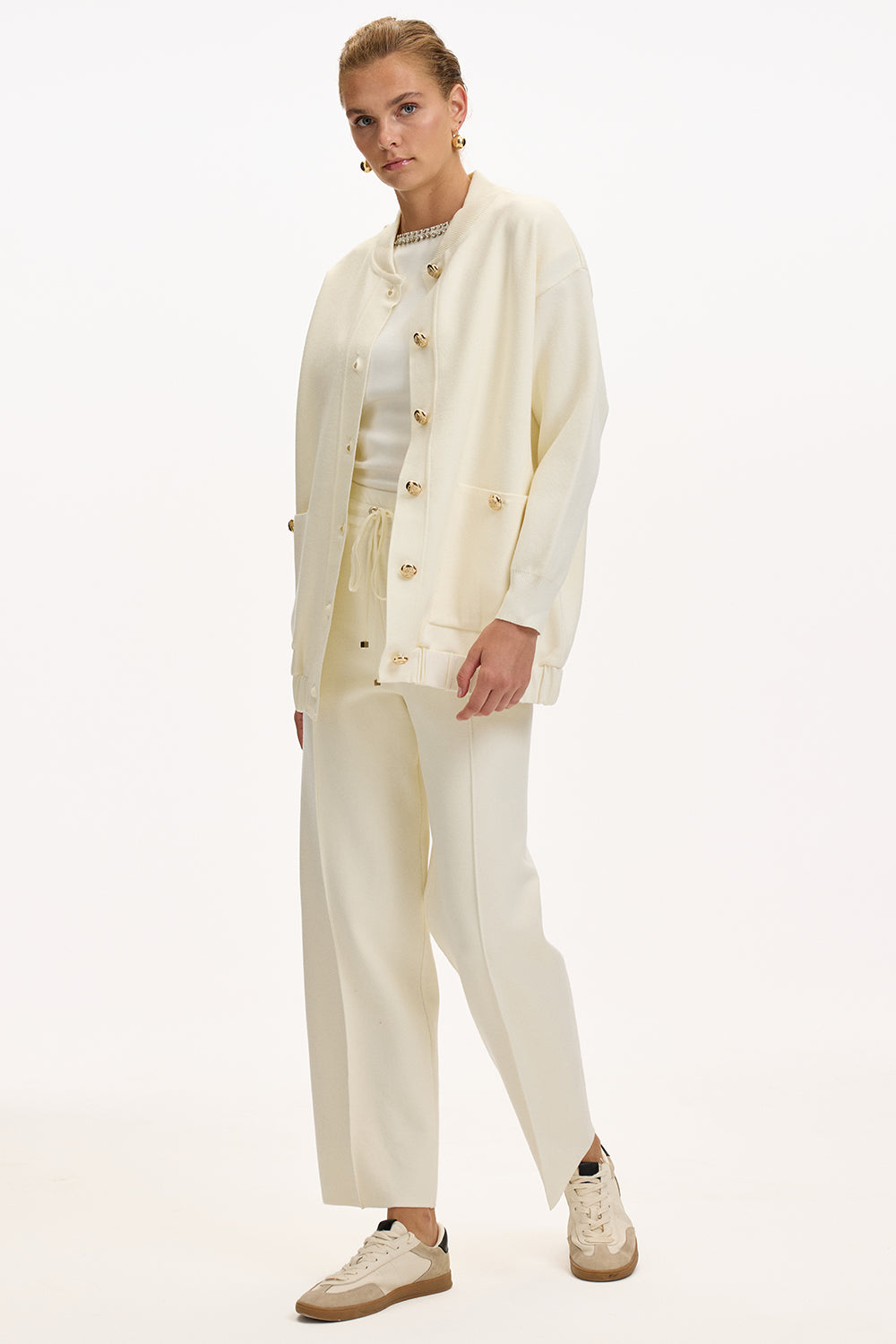 Exquise-Bisiket Yaka Cepli Gold Düğmeli Oversize Ekru Tirko Hırka-HIRKA-5-Milagron.com