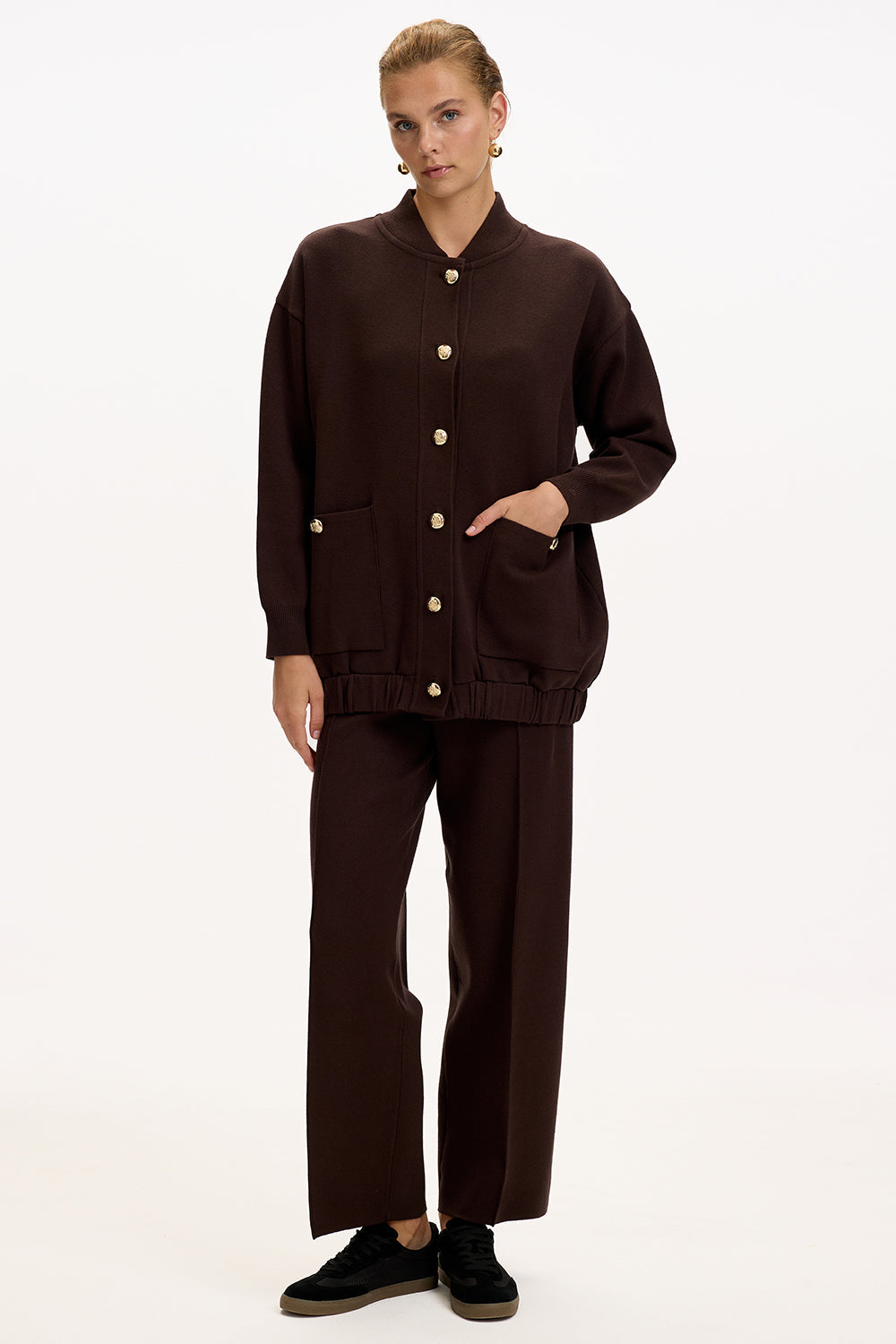 Exquise-Bisiket Yaka Cepli Gold Düğmeli Oversize Kahve Tirko Hırka-HIRKA-2-Milagron.com