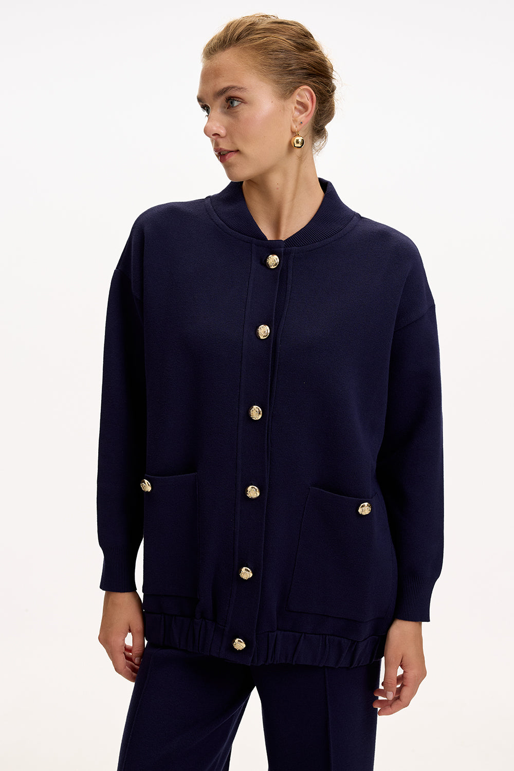 Exquise-Bisiket Yaka Cepli Gold Düğmeli Oversize Lacivert Tirko Hırka-HIRKA-9-Milagron.com