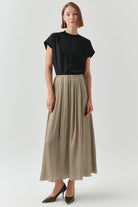 Exquise-Bisiklet Yaka Düşük Kol Triko Garnili Regular Siyah Bluz-BLUZ-6-Milagron.com