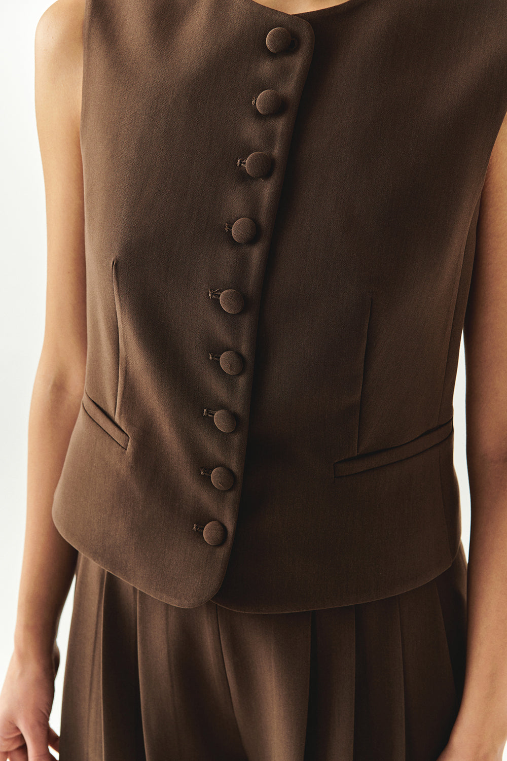 Exquise-Bisiklet Yaka Fileto Cep Astarlı Düz Regular Kahve Yelek-YELEK-4-Milagron.com