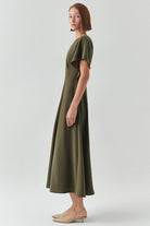 Exquise-Bisiklet Yaka Kısa Kollu Regular Midi Haki Elbise-ELBİSE-2-Milagron.com