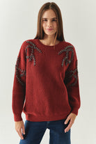 Exquise-Bisiklet Yaka Taş İşlemeli Uzun Kollu Oversize Vişne Triko Bluz-BLUZ-1-Milagron.com