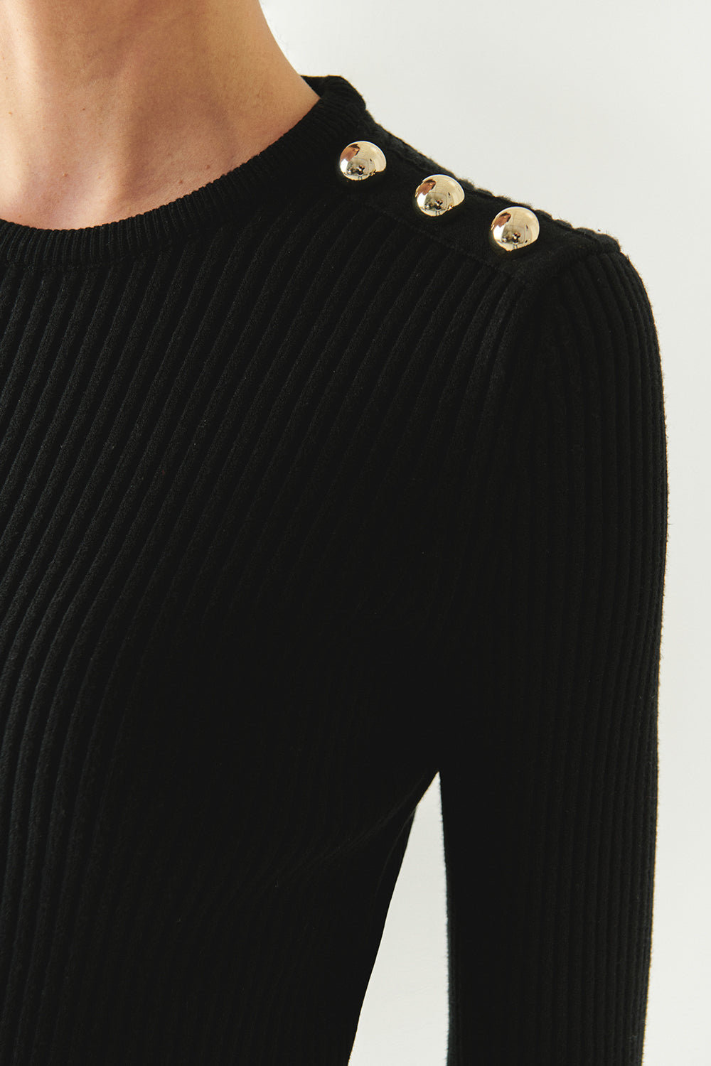 Exquise-Bisiklet Yaka Uzun Kollu Düğme Detaylı Slim Fit Triko Siyah Bluz-BLUZ-5-Milagron.com