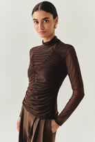 Exquise-Boğazlı Drapeli Uzun Kollu Slim Fit Kahve Tül Bluz-BLUZ-1-Milagron.com