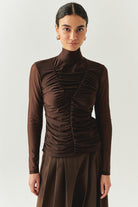 Exquise-Boğazlı Drapeli Uzun Kollu Slim Fit Kahve Tül Bluz-BLUZ-2-Milagron.com
