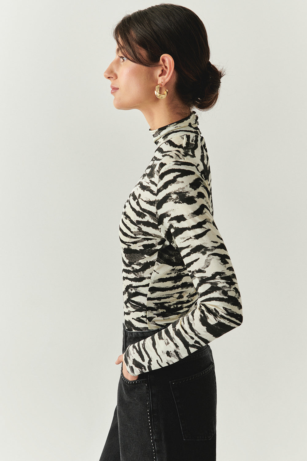 Exquise-Boğazlı Uzun Kollu Desenli Slim Fit örme Siyah Bluz-BLUZ-2-Milagron.com