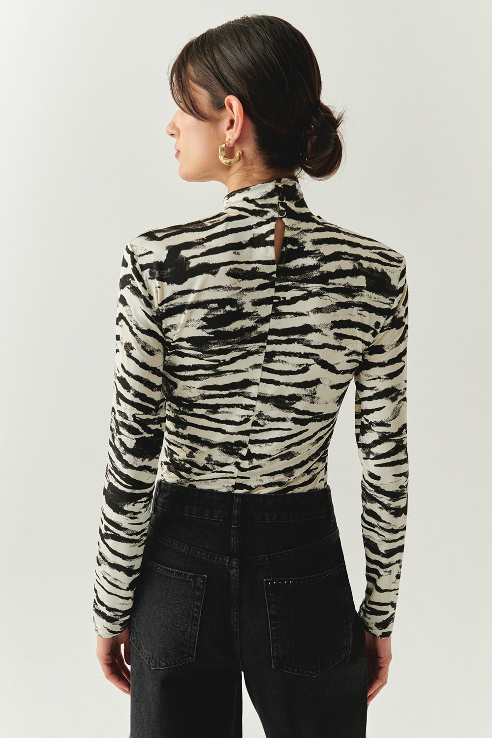 Exquise-Boğazlı Uzun Kollu Desenli Slim Fit örme Siyah Bluz-BLUZ-3-Milagron.com