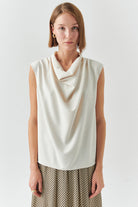 Exquise-Degaje Yaka Kolsuz Jakarlı Regular Krem Bluz-BLUZ-2-Milagron.com