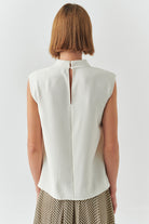 Exquise-Degaje Yaka Kolsuz Jakarlı Regular Krem Bluz-BLUZ-5-Milagron.com