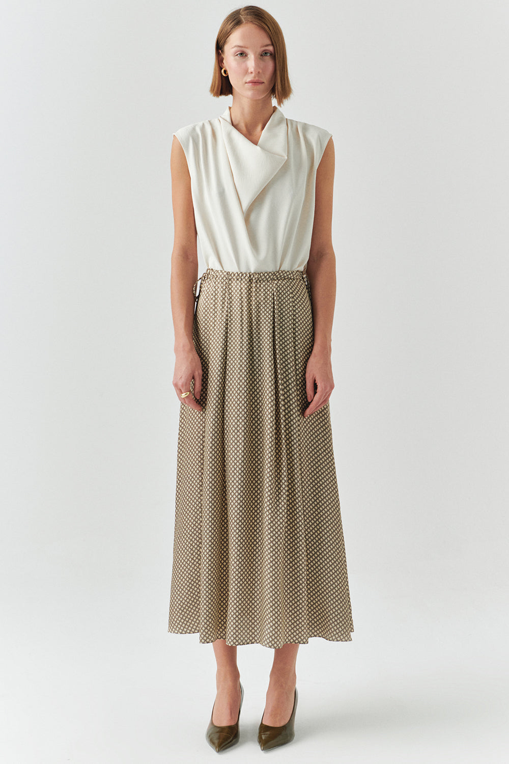 Exquise-Degaje Yaka Kolsuz Jakarlı Regular Krem Bluz-BLUZ-7-Milagron.com