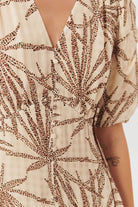 Exquise-Desenli Balon Kol V Yaka Düğmeli Regular Midi Rayon şifon Elbise-ELBİSE-5-Milagron.com