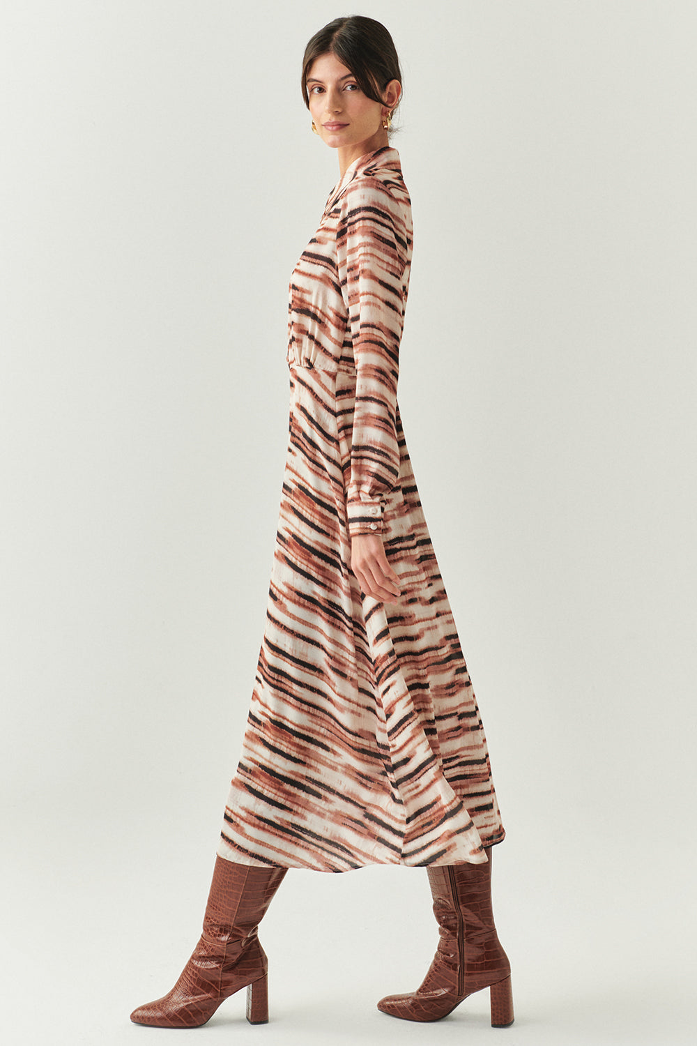 Exquise-Desenli Gömlek Yaka Slim Fit Uzun Kollu Midi Elbise-ELBİSE-2-Milagron.com