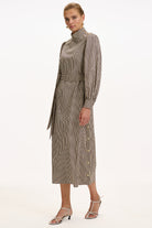 Exquise-Dik Yaka Uzuz Kollu çizgili Kuşaklı Regular Kahve Bej Midi Elbise-ELBİSE-5-Milagron.com