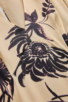 Exquise-Düşük Kol V Yaka çiçek İşlemeli Floş Kumaş Elbise-ELBİSE-6-Milagron.com