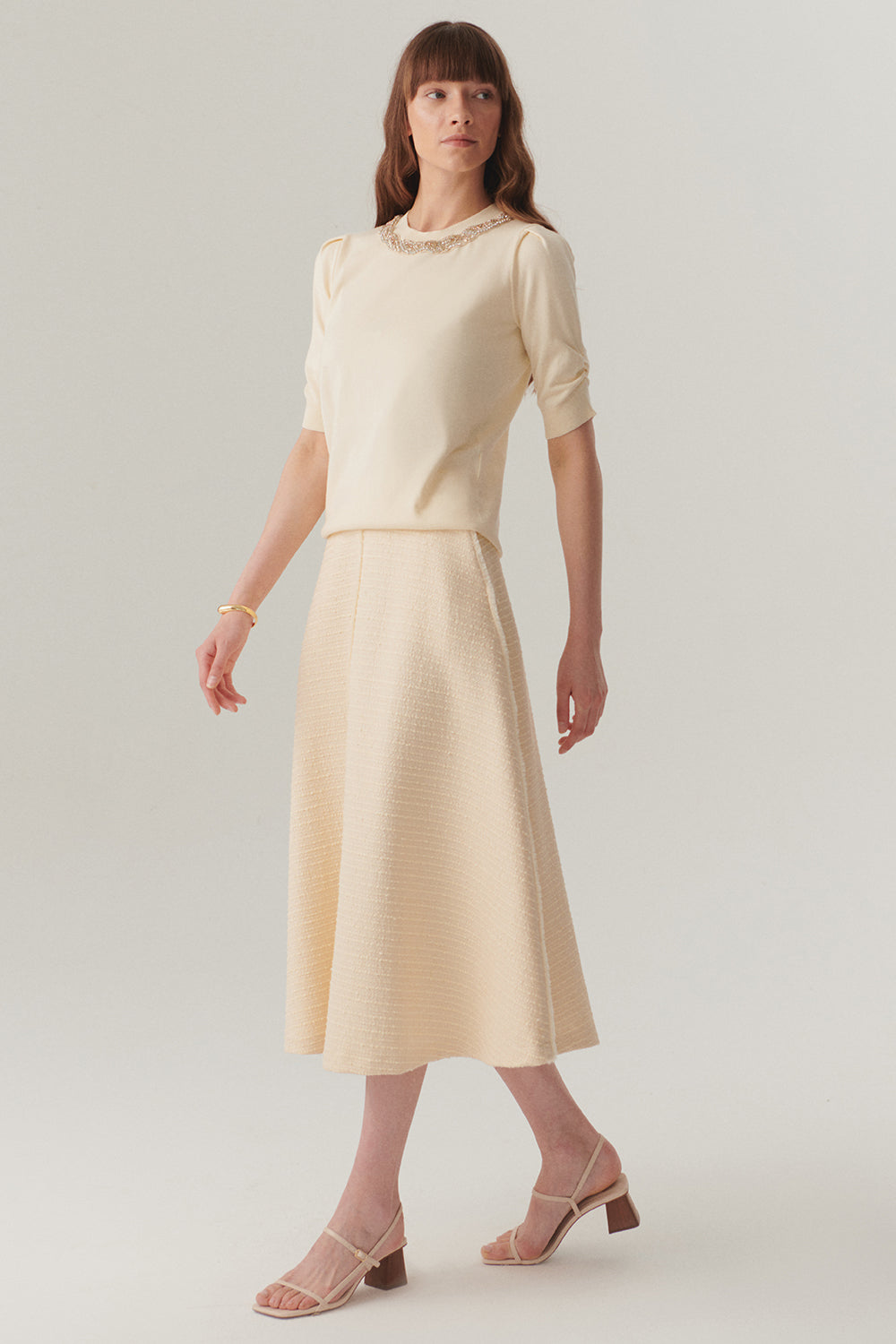 Exquise-Ekru Renk Dokulu Kumaş Diz Altı Kloş Etek-Etek-3-Milagron.com