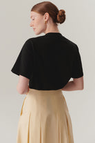 Exquise-Fiyonk İşlemesi Detaylı Bisiklet Yaka Pamuklu Regular Tişört-T-Shirts-11-Milagron.com