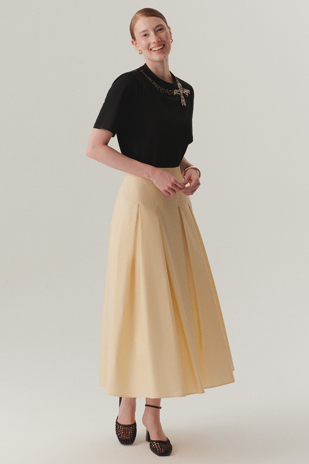 Exquise-Fiyonk İşlemesi Detaylı Bisiklet Yaka Pamuklu Regular Tişört-T-Shirts-12-Milagron.com