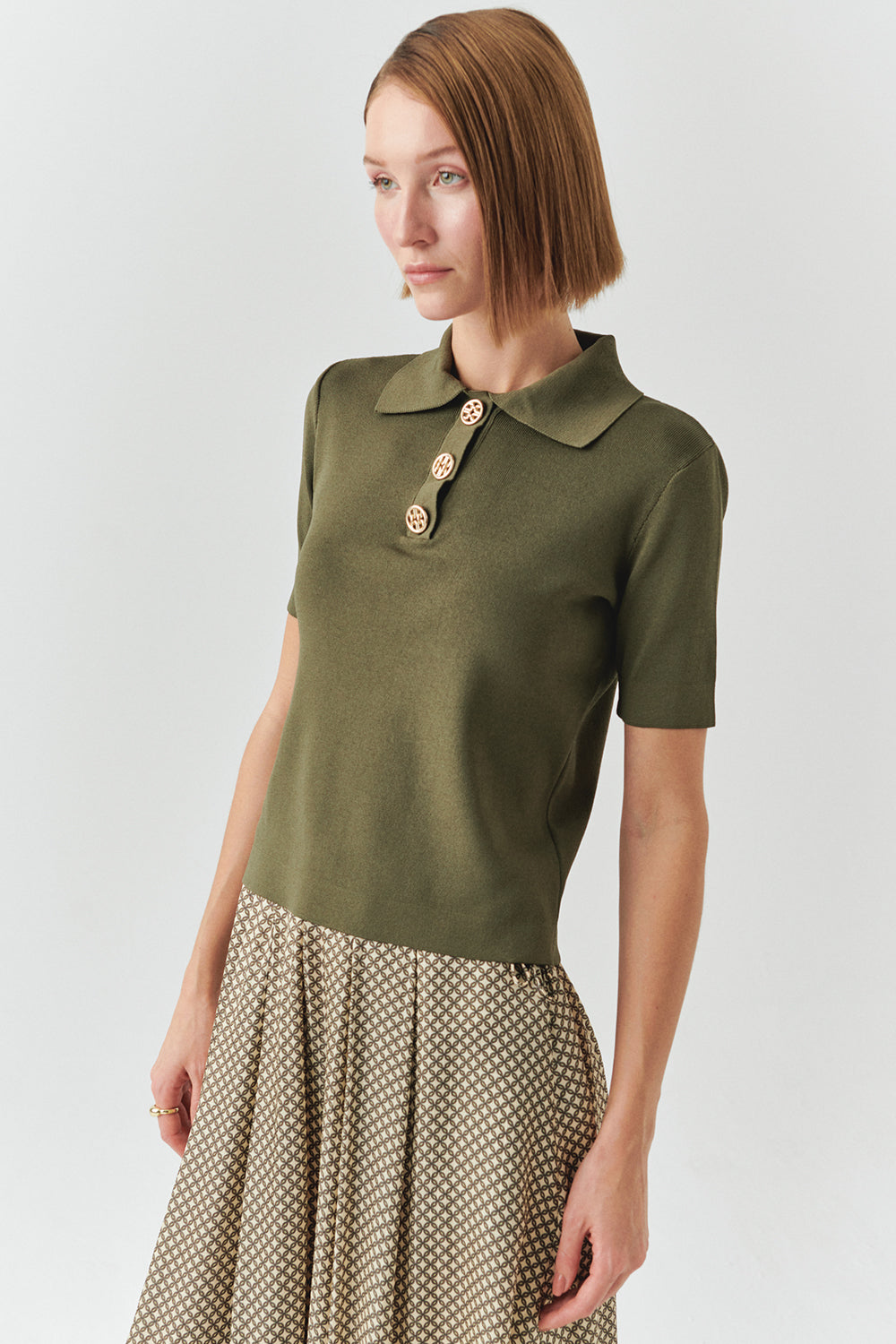 Exquise-Gömlek Yaka Düğmeli Kısa Kollu Slim Fit Haki Triko Bluz-BLUZ-1-Milagron.com