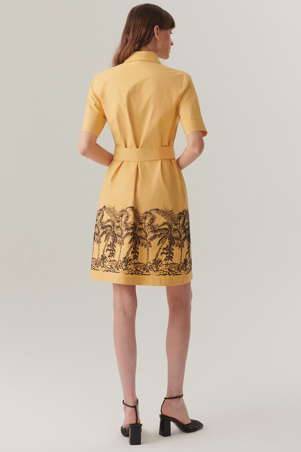 Exquise-Gömlek Yaka Kemerli Etek Uçları Desenli Pamuklu Diz üstü Elbise-ELBİSE-3-Milagron.com