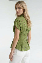Gömlek Yaka Kısa Kollu Delikli Bele Oturan Regular Gömlek