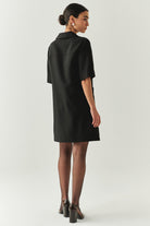 Exquise-Gömlek Yaka Kısa Kollu Oversize Cepli Siyah Mini Elbise-ELBİSE-3-Milagron.com