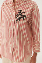 Exquise-İşleme Detaylı Kırmızı çizgili Regular Gömlek-Gömlek-3-Milagron.com