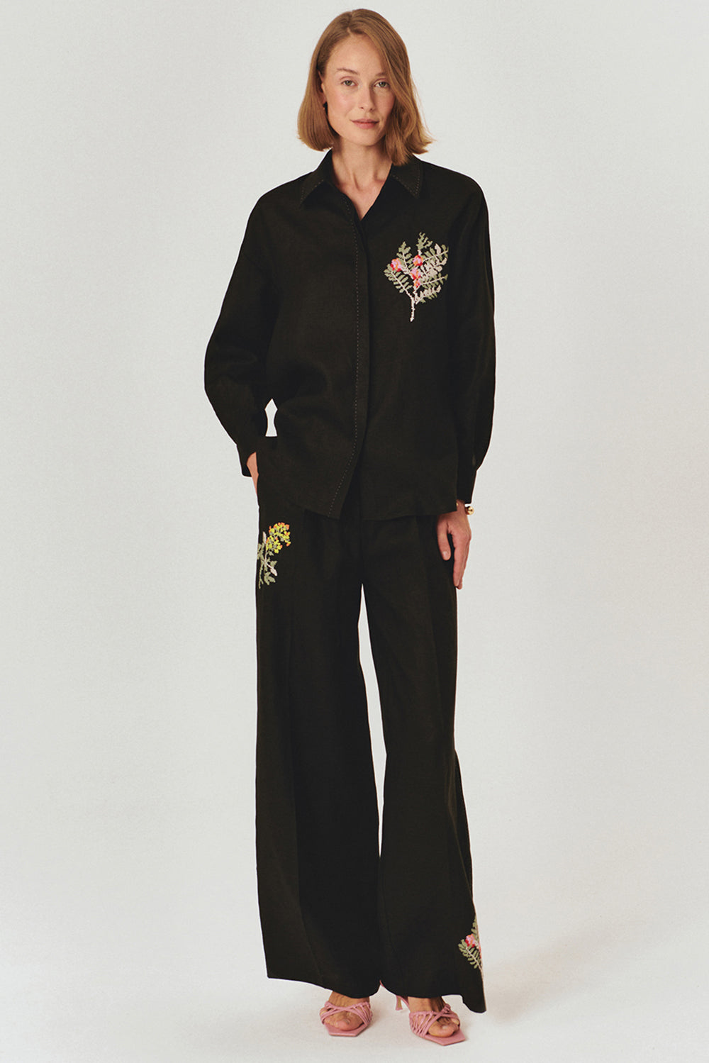 Exquise-İşleme Detaylı Rahat Kalıp Saf Keten Siyah Gömlek-Gömlek-5-Milagron.com