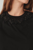 Exquise-İşleme Detaylı Siyah Regular Pamuklu örme Tişört-T-Shirts-4-Milagron.com