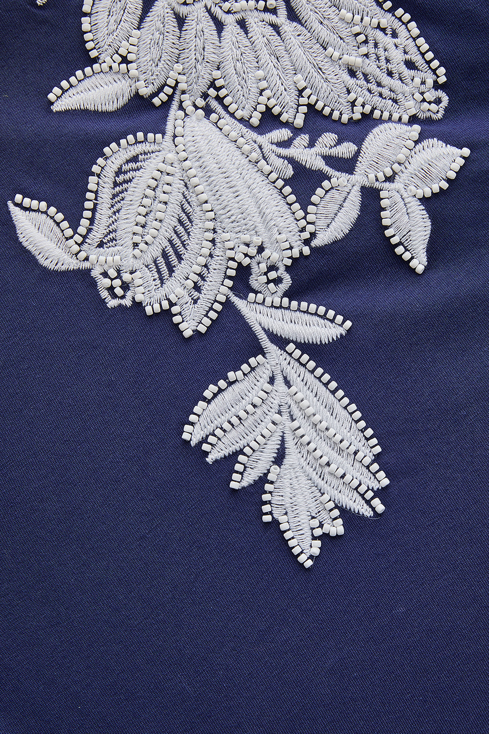 Exquise-İşleme Detaylı V Yaka Lacivert Pamuklu Regular örme Tişört-T-Shirts-6-Milagron.com