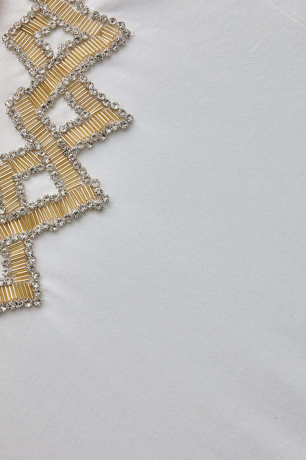 Exquise-İşleme Ve Taş Detaylı Bisiklet Yaka Beyaz Pamuklu örme Tişört-T-Shirts-6-Milagron.com