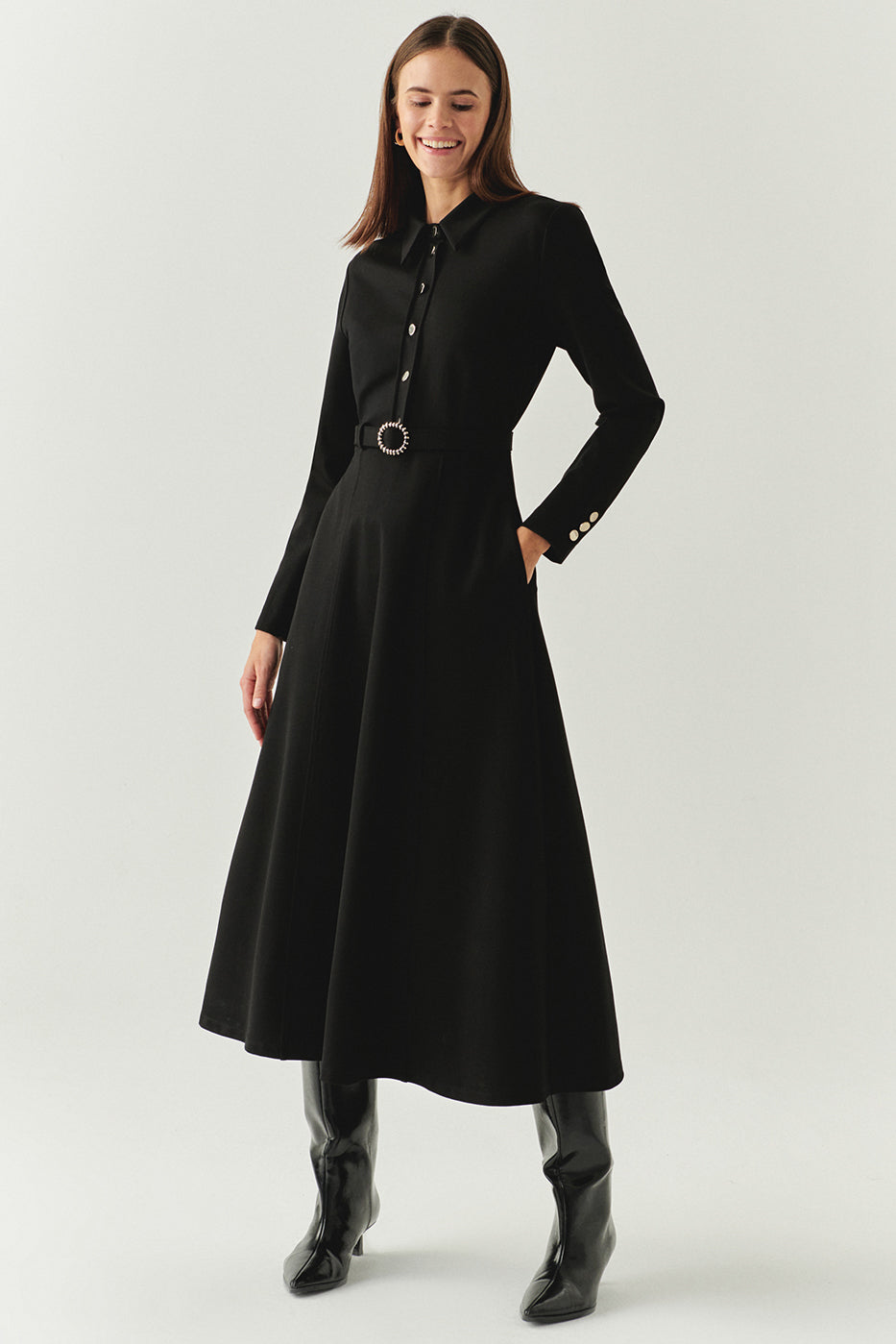 Exquise-Kemerli Gömlek Yaka Cepli Slim Fit Midi Siyah Örme Elbise-ELBİSE-1-Milagron.com