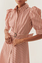 Exquise-Kırmızı çizgili Kemerli Balon Kol A Kesim Regular Midi Gömlek Elbise-ELBİSE-4-Milagron.com