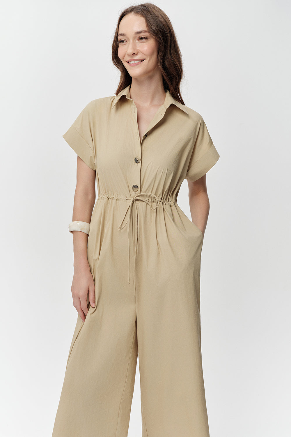 Kısa Kollu Beli Bağcıklı Düğmeli Regular Bej Tulum