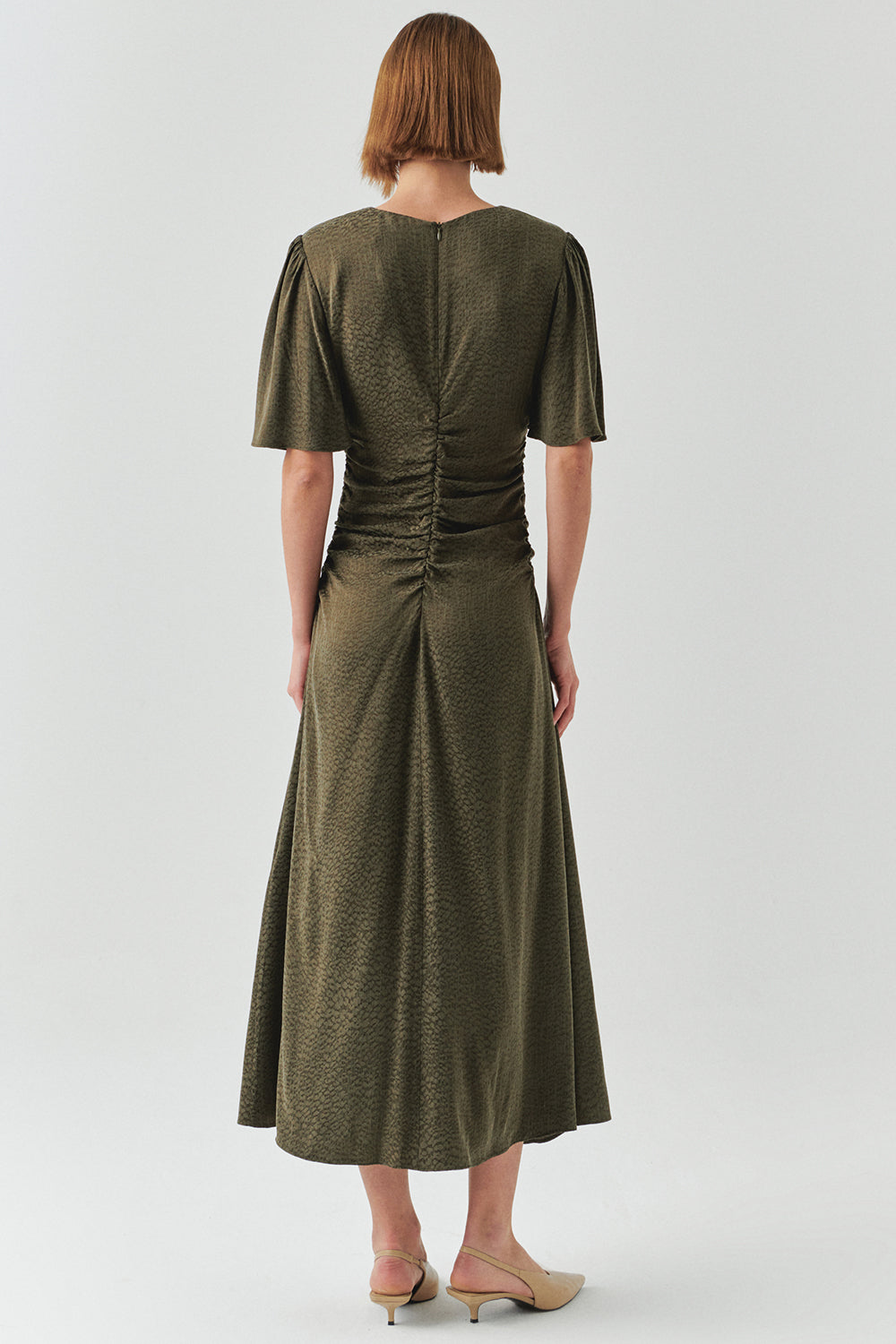 Exquise-Kısa Kollu Jakarlı Leopar Slim Fit Midi Haki Elbise-ELBİSE-3-Milagron.com