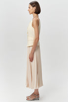 Kolsuz Pliseli Keten Garnili Regular Midi Tereyağı Elbise