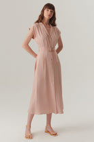 Exquise-Kolsuz önden Düğmeli Kemerli Modal Kumaş Midi Pembe Elbise-ELBİSE-2-Milagron.com