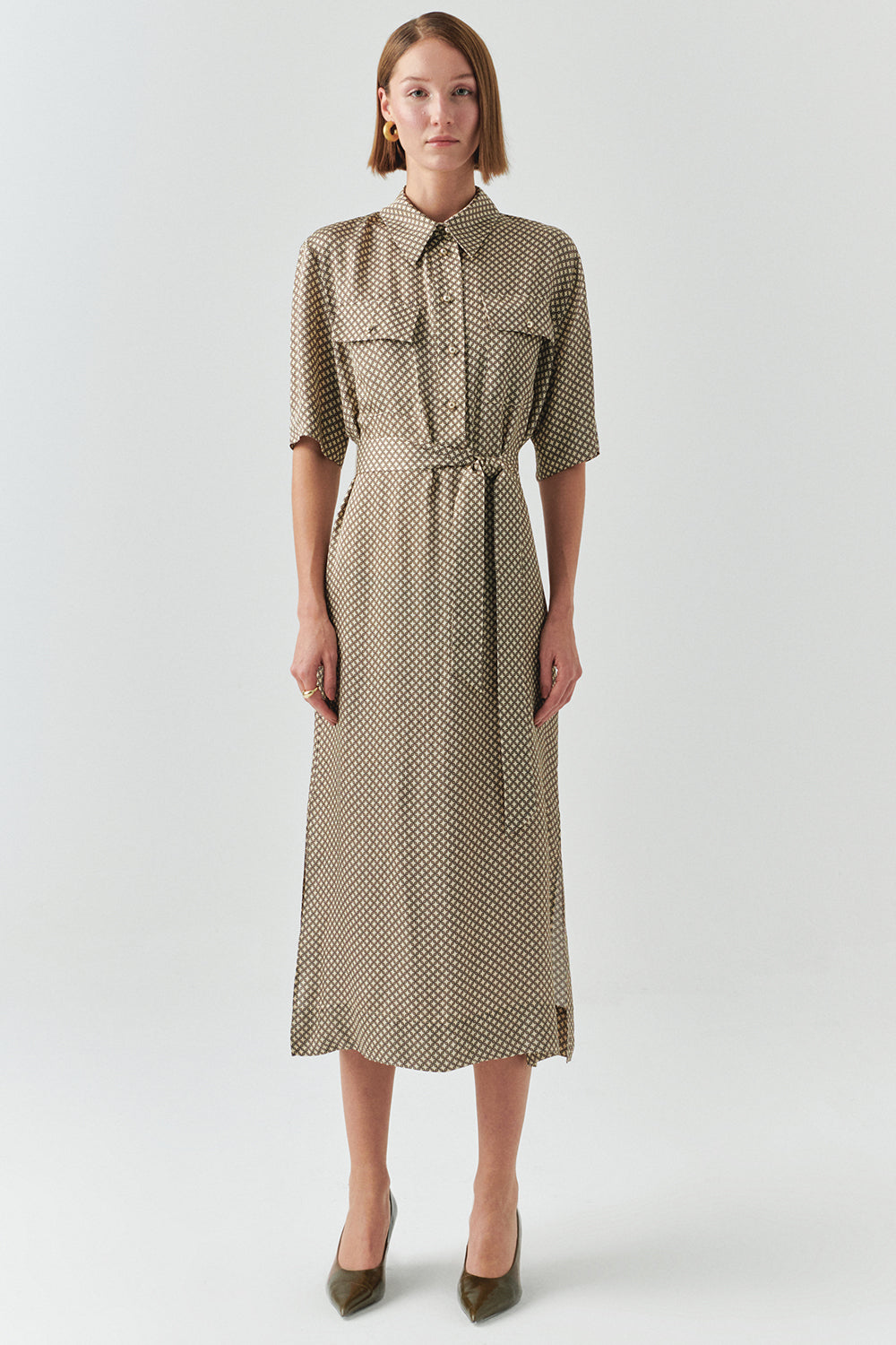 Exquise-Kuşaklı Desenli Gömlek Yaka Kısa Kollu Regular Midi Elbise-ELBİSE-2-Milagron.com