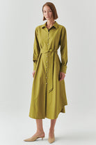 Exquise-Kuşaklı Gömlek Yaka Uzun Kollu Midi Regular Yeşil Elbise-ELBİSE-1-Milagron.com