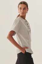 Exquise-Kuşgözü Bağcık Detaylı Rahat Kesim Çizgili Bluz-Bluz-3-Milagron.com