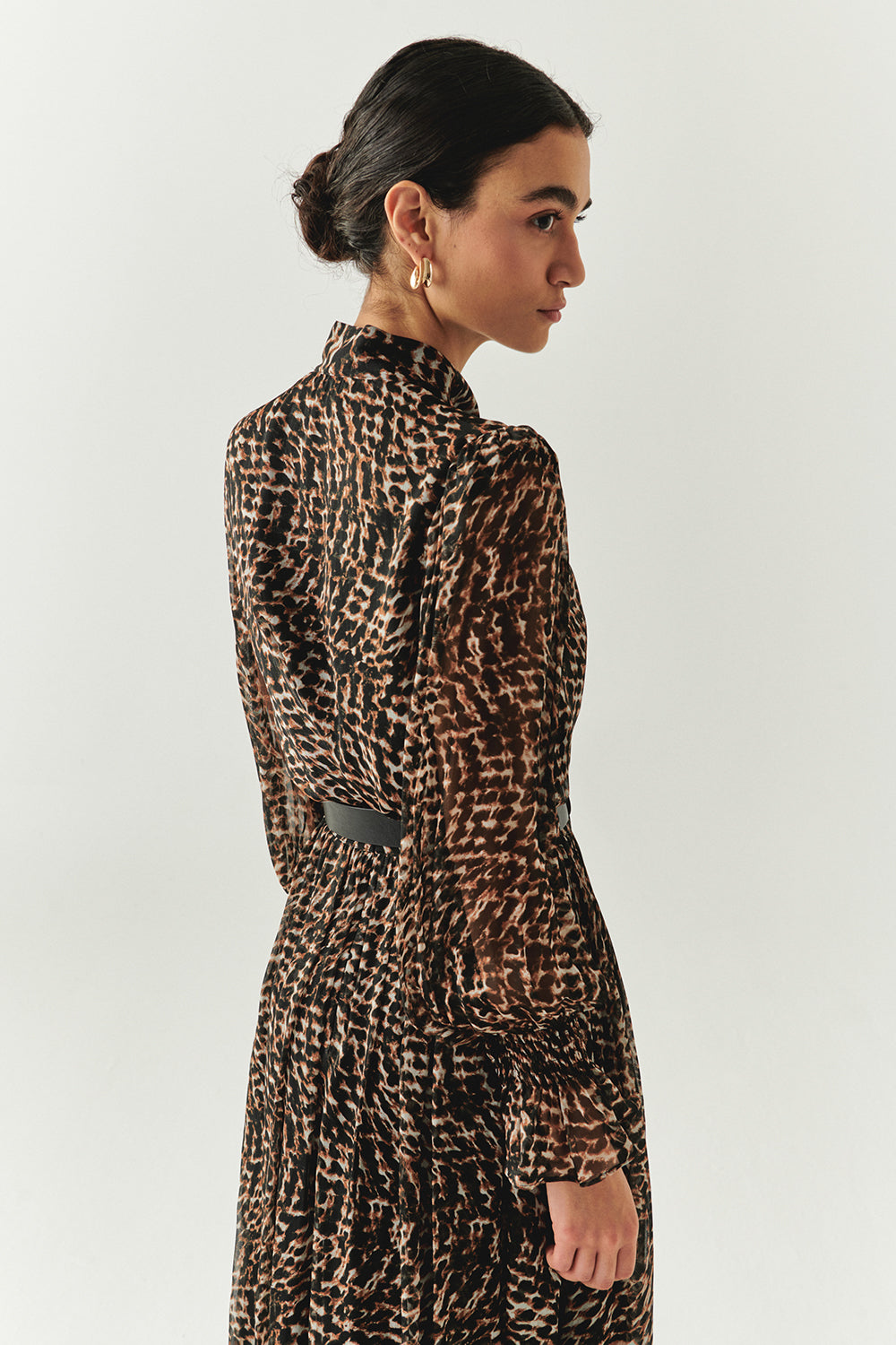 Exquise-Leopar Desen Fular Yakalı Astarlı Regular Bluz-BLUZ-3-Milagron.com