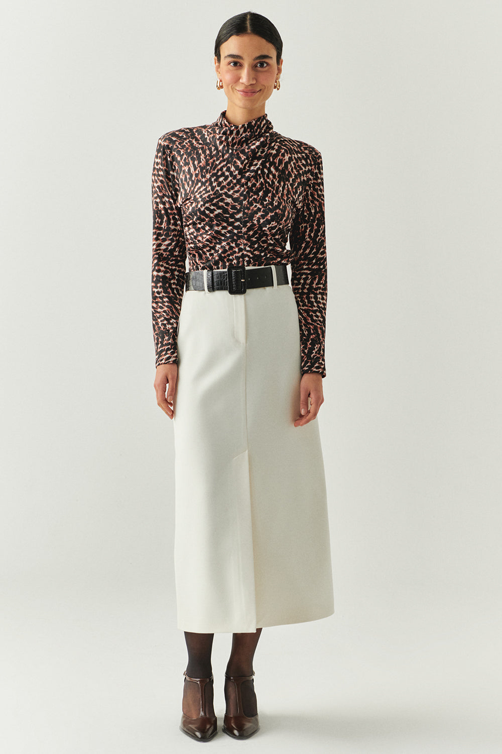 Exquise-Leopar Desenli Boğazlı Slim Fit Uzun Kollu Örme Bluz-BLUZ-4-Milagron.com