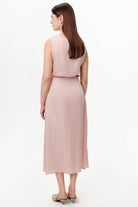 Exquise-Yuvarlak Yaka Saten Yüzeyli Ajurlu Regular Pembe Bluz-Bluz-6-Milagron.com