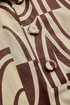 Exquise-Soyut Desenli Tokalı Kemer Detaylı Pamuklu Gömlek Yaka Regular Elbise-Elbise-7-Milagron.com