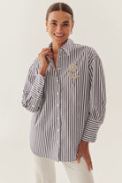 Exquise-Taş İşleme Detaylı Lacivert Beyaz Oversize çizgili Poplin Gömlek-Gömlek-8-Milagron.com